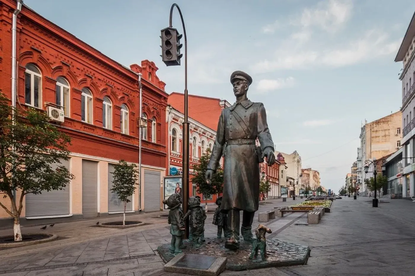 Памятник Дяде Стёпе на улице Ленинградской, Самара